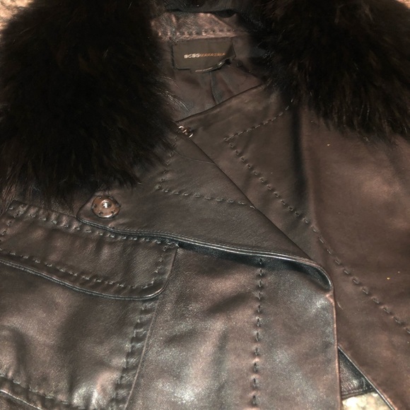 BCBG Genuinene Leather Jacket w/ Fur collar - Picture 9 of 11